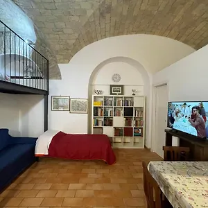 Royal House At The Center , Rome Italy
