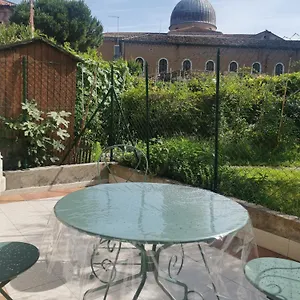 Apartment Calle Dei Preti, Venice